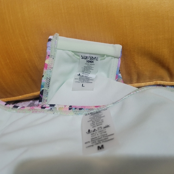 JUNIOR 2 Piece Multi color BIKINI  NWOT/Still has Hygiene Liner - Picture 5 of 5